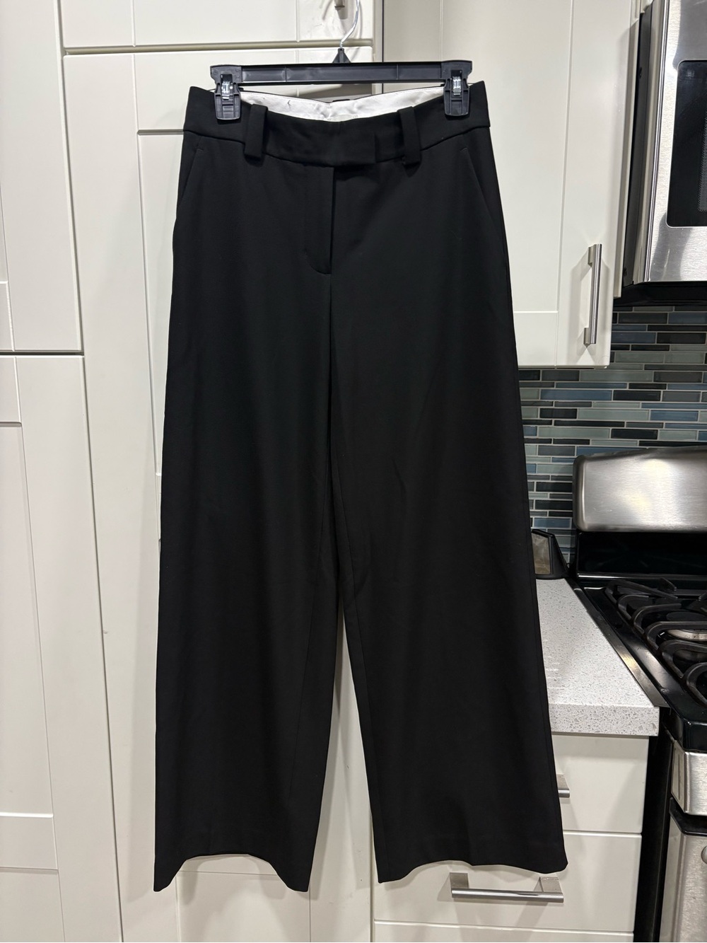 Aritzia Babaton Seville Pants